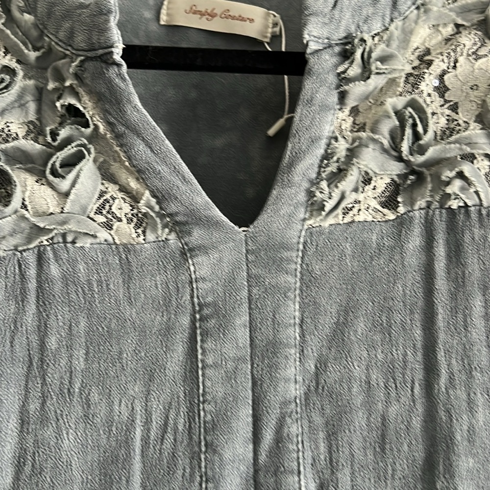 Tunic - Picture 4 of 4